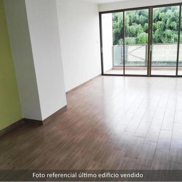 VIVE FRENTE PARQUE | PRIMER PISO SAN BORJA LIMITE CON SURCO — foto 1