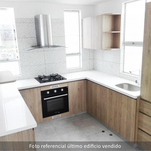 VIVE FRENTE PARQUE | PRIMER PISO SAN BORJA LIMITE CON SURCO — foto 8