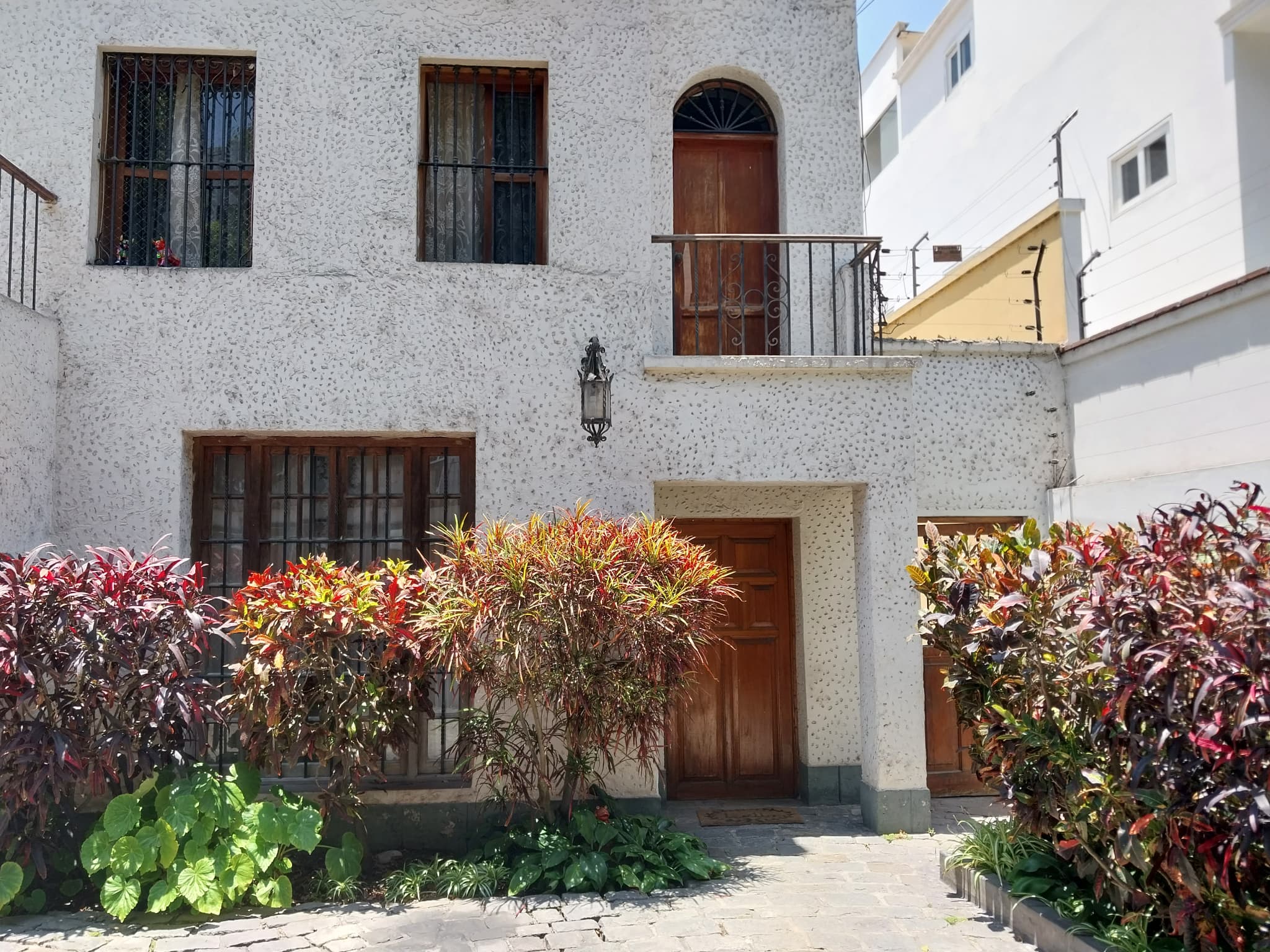 BAJO PRECIO!!!! VENTA COMO TERRENO O CASA SAN ISIDRO — foto 2