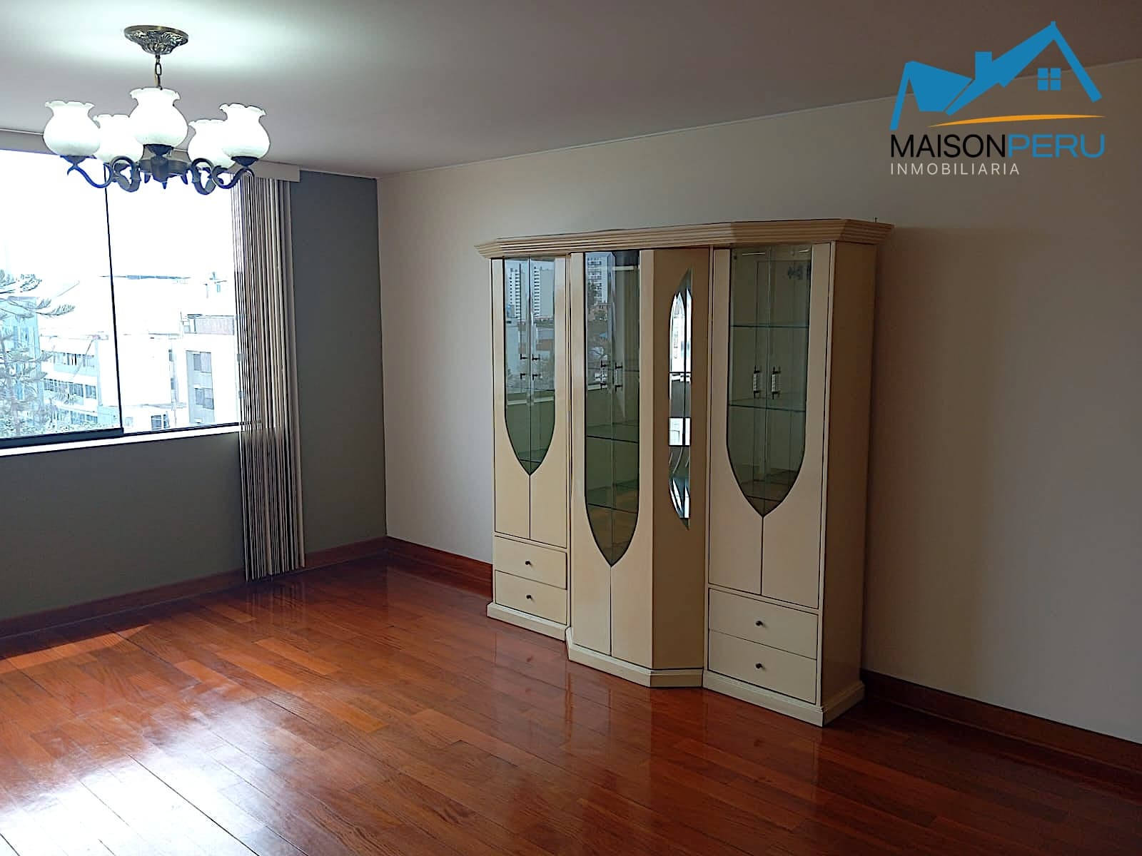 DEPARTAMENTO EN VENTA EN SAN ISIDRO – ZONA CORPAC Ref 859 — foto 1
