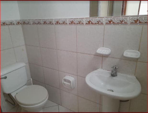 Ocasion con Cochera! Venta de Dpto. Muy Iluminado y Ventilado en La Molina — foto 13