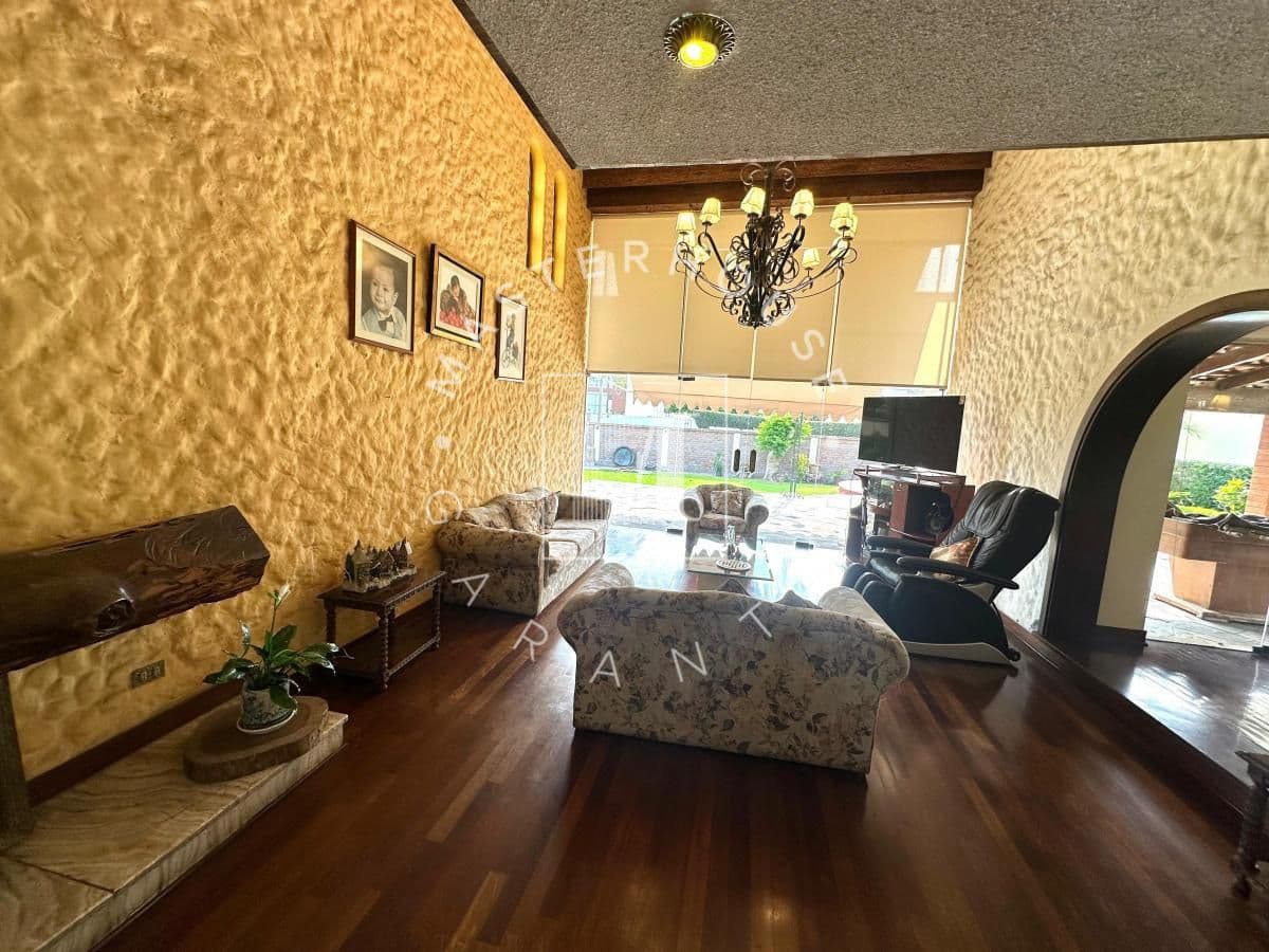 Bella Residencia, Rodeada De Jardines, En Zona Exclusiva De La Molina — foto 5
