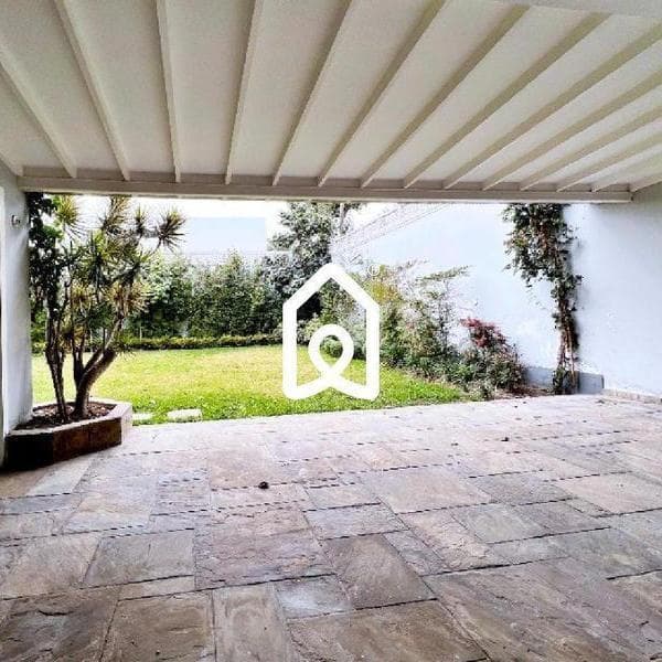 LA MOLINA- CALLE LOS PORTALES VENTA DE CASA EN URB. RINCONADA BAJA — foto 4