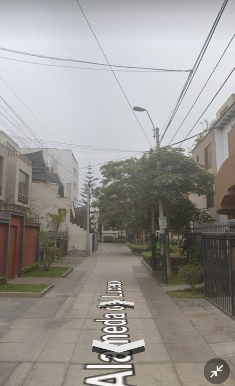Venta de Casa Como Terreno de 300m2 en Surco, Urb. Alborada — foto 2