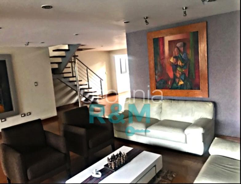 BAJO DE PRECIO¡¡¡ REMATO EXCLUSIVA CASA - SE ESCUCHAN OFERTAS¡¡¡ — foto 2