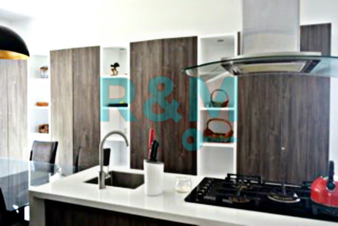 SE VENDE EXCLUSIVA CASA EN LA PLANICIE - OFERTE¡¡¡ — foto 10
