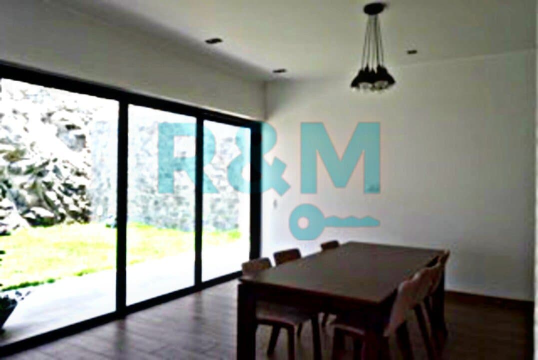 SE VENDE EXCLUSIVA CASA EN LA PLANICIE - OFERTE¡¡¡ — foto 7