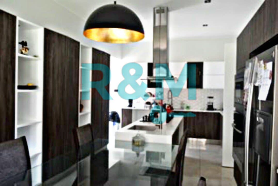SE VENDE EXCLUSIVA CASA EN LA PLANICIE - OFERTE¡¡¡ — foto 9