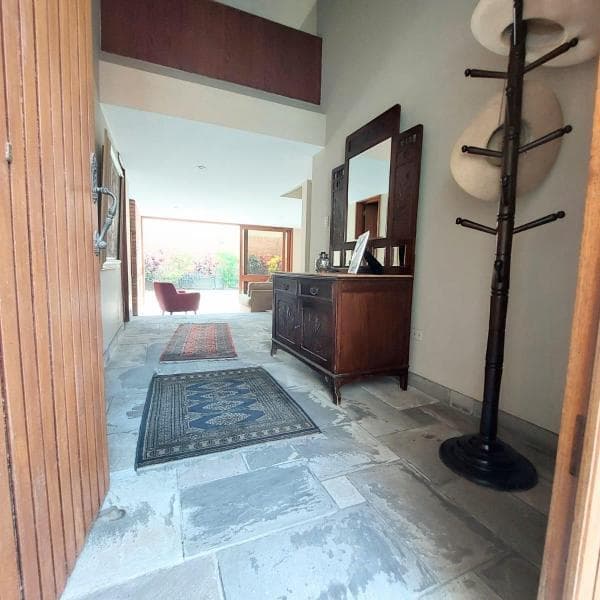 SE VENDE AMPLIA CASA PRECIO DE OCASION — foto 2