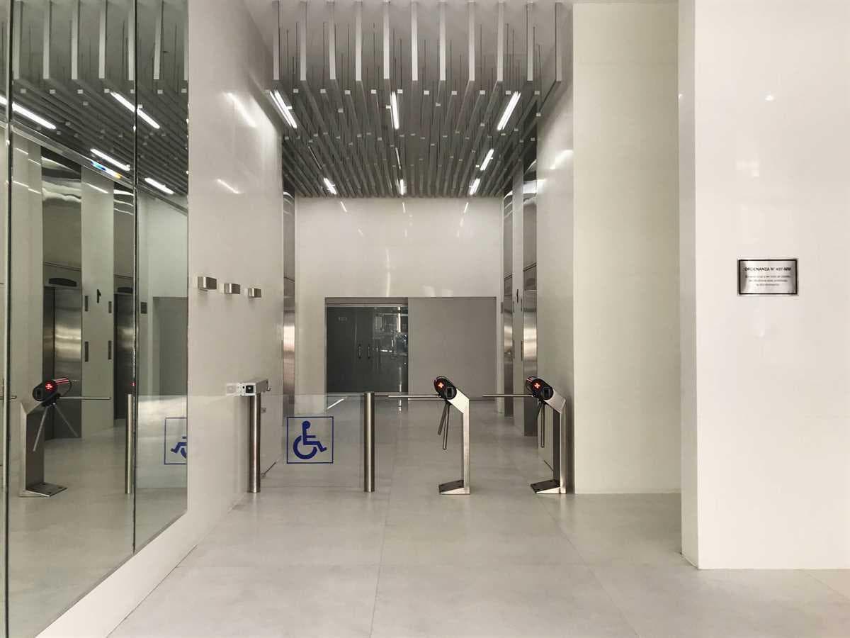 Excelente Oficinas empresariales — foto 1