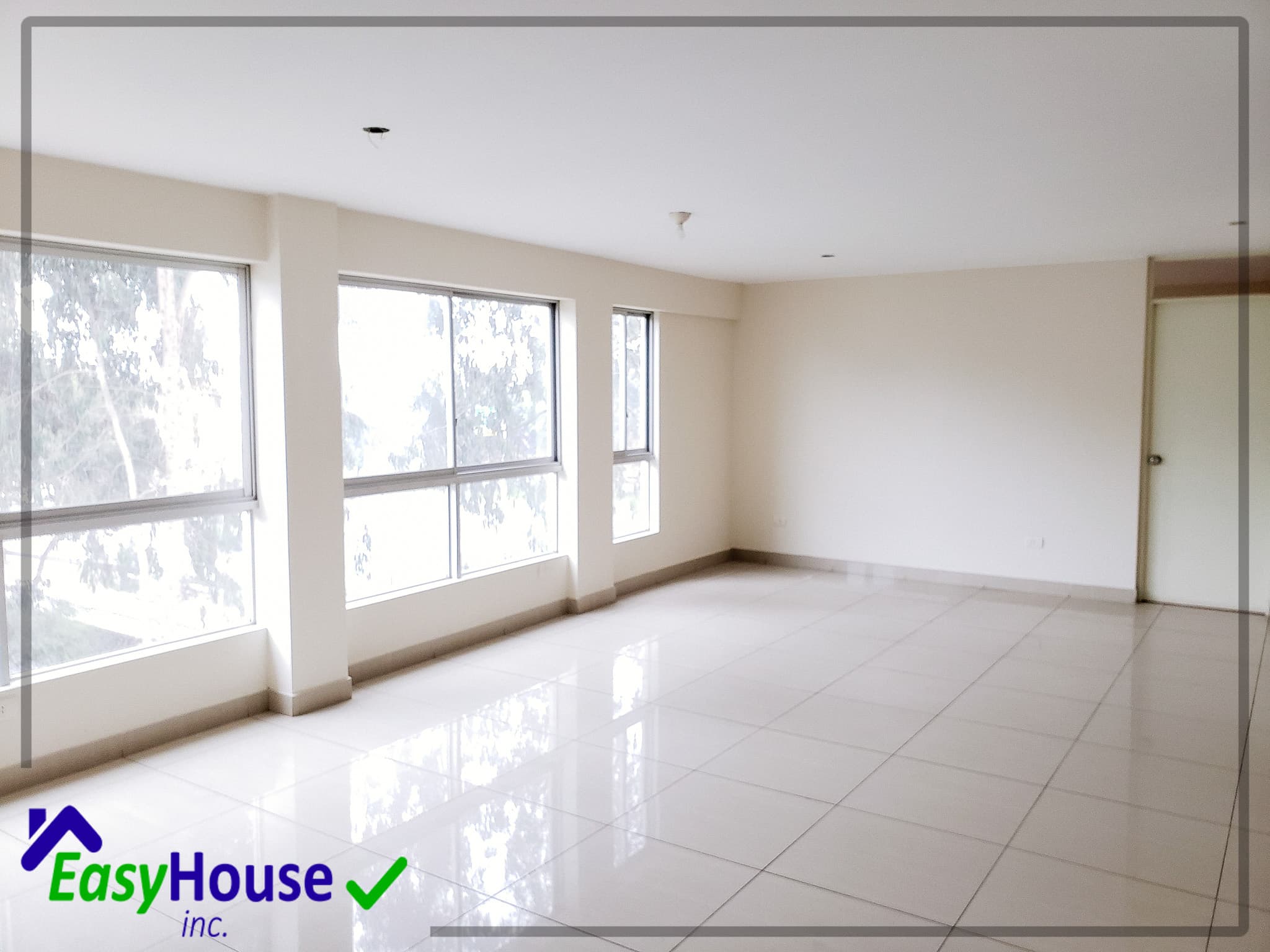 Venta de Departamento Tríplex en Santiago De Surco — foto 2