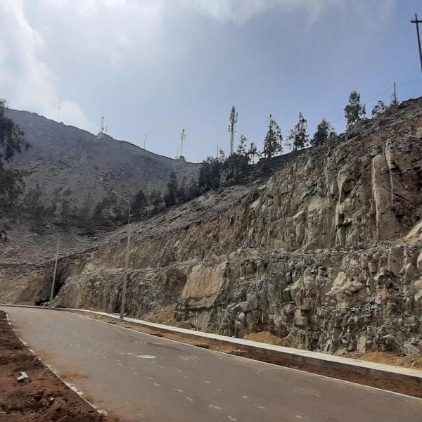 En venta Estupendo terreno con vistas dominantes a las Lagunas La Molina — foto 3