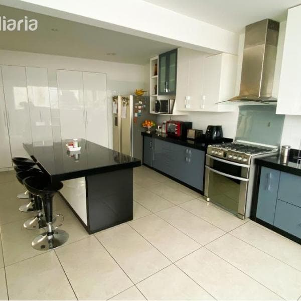 HERMOSA CASA EN LA MOLINA UBICADA EN UNA SUPER ZONA — foto 19