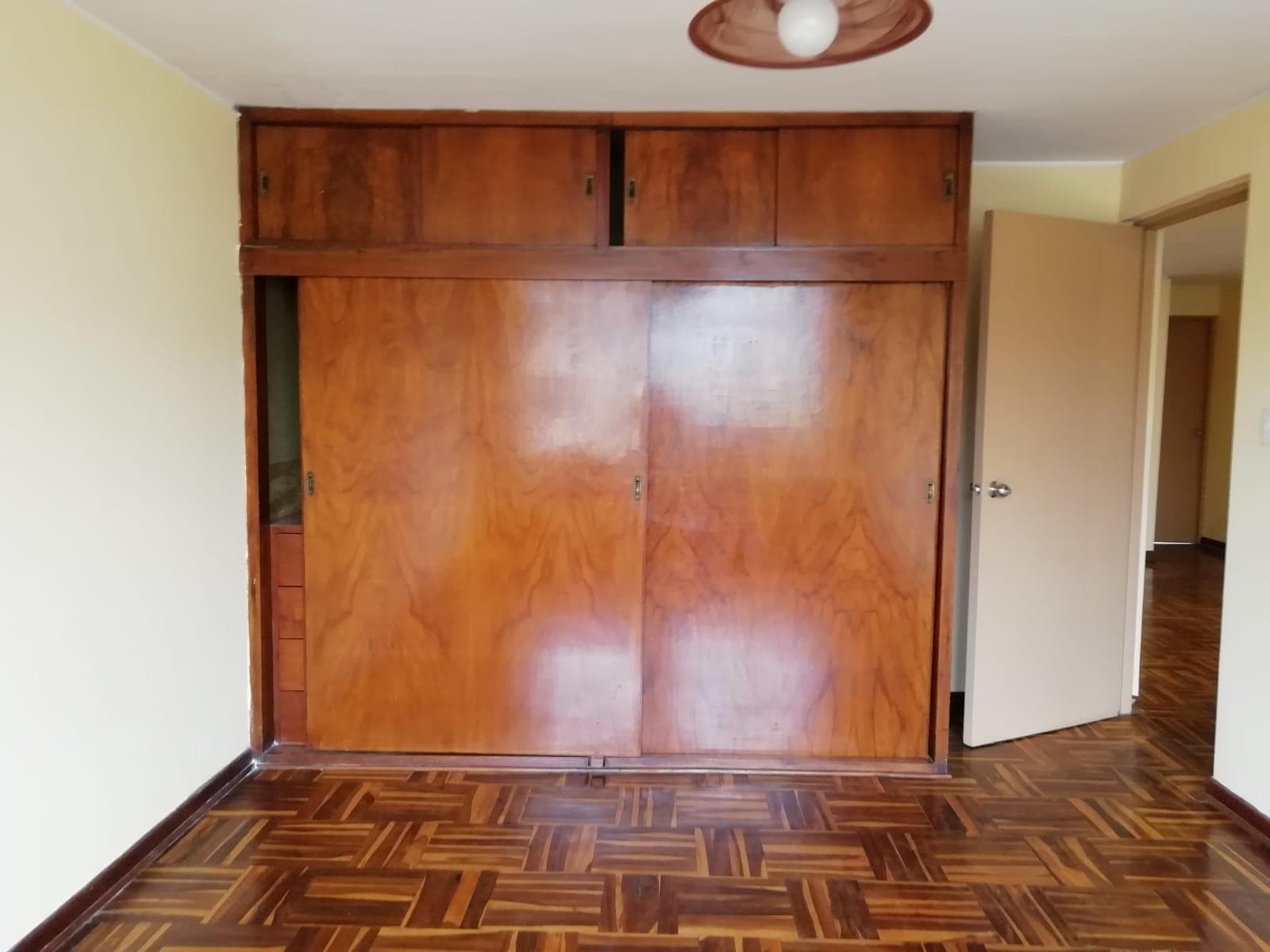 VENDO CASA LINCE LÍMITE SAN ISIDRO A PASOS DE 2 DE MAYO — foto 7