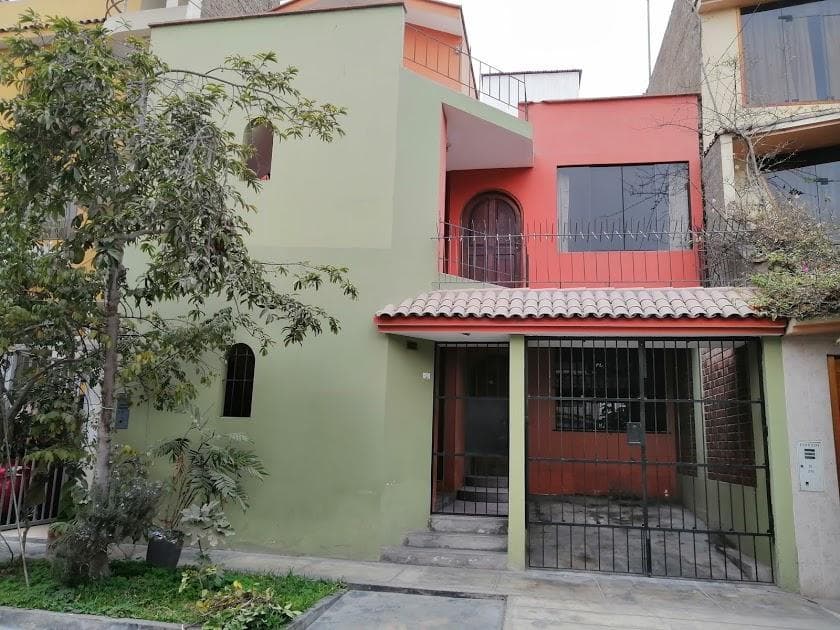 OCASIÓN!!!VENTA CASA LA MOLINA, ATENCIÓN INVERSIONISTAS — foto 1