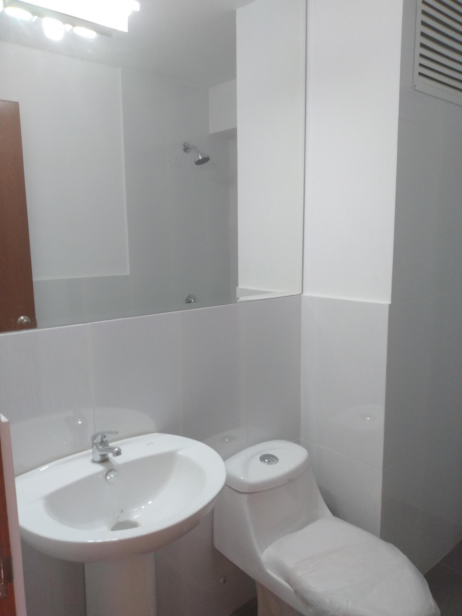OCASION!!! DPTO ESTRENO 108 M2 3 DORMITORIOS 1 COCHERA SURCO VIEJO — foto 7