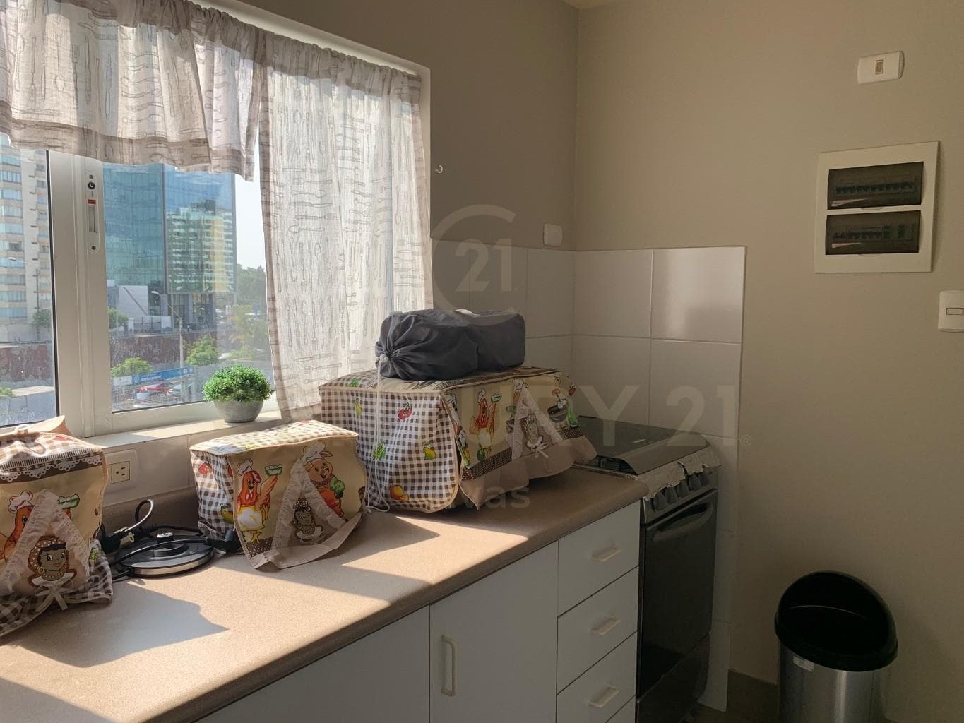 OPORTUNIDAD UNICA TRIPLEX EN VENTA MIRAFLORES — foto 4
