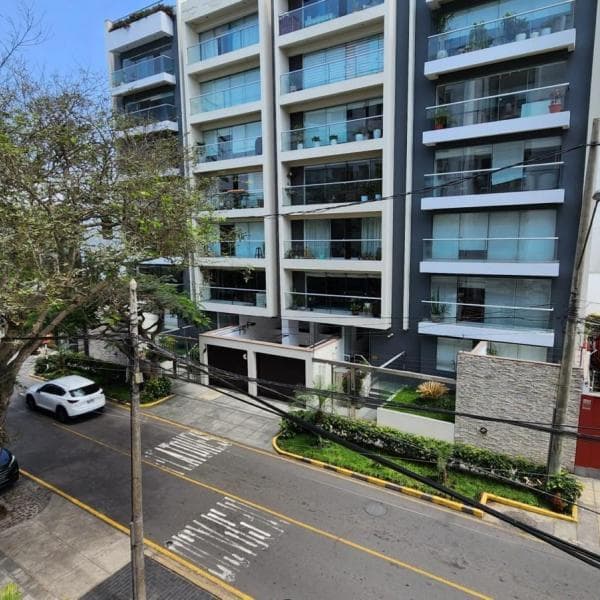 OCASION VENTA DEPARTAMENTO  DORMITORIO ZONA DALMACIA MIRAFLORES — foto 2