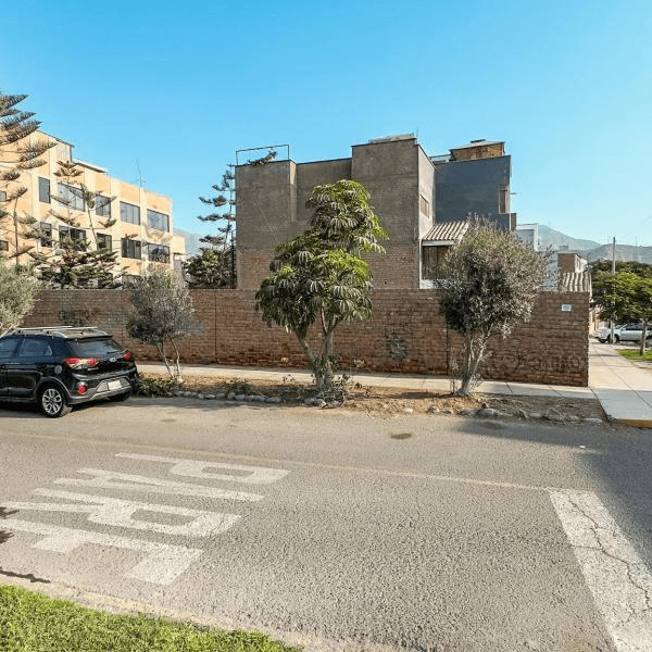 Terreno de m La Molina Portada del Sol  Zona Tranquila y Parque Privado — foto 1