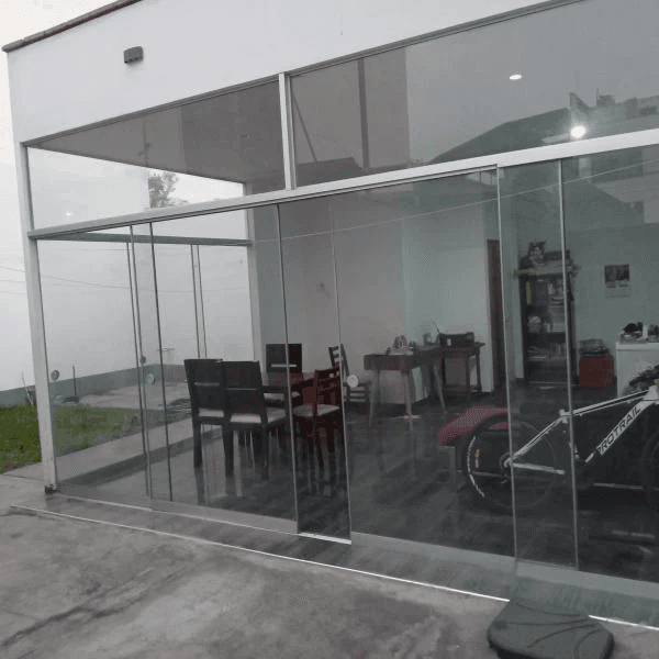 REMATO CASA FRENTE ESTACION JORGE CHAVEZ WONG DE MARSANOSURCO