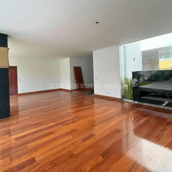 Hermosa Casa Independiente de Estreno en La Molina Vieja Negociable — foto 1