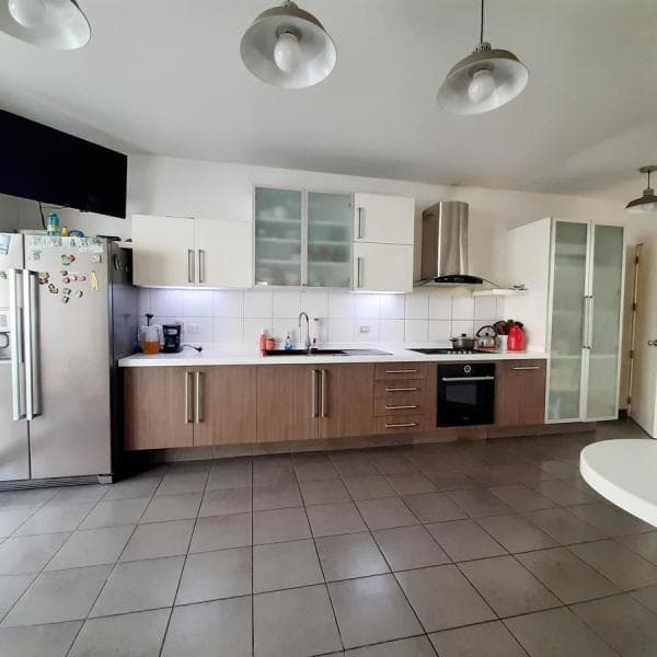OPORTUNIDAD, BAJO DE PRECIO! Casa  moderna minimalista en SIRIUS, LA MOLINA. — foto 8