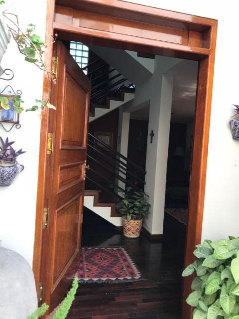 VENDO LINDA CASA LA MOLINA — foto 1