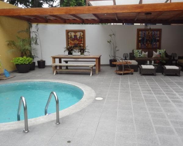 REMATO ESTUPENDO DEPARTAMENTO EN EVENTA 600M2 CON TERRAZA ,JARDINES Y PISCINA — foto 8