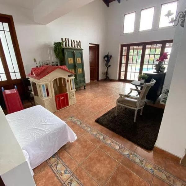 Oportunidad - VENTA DE CASA EN EL SOL DE LA MOLINA — foto 1