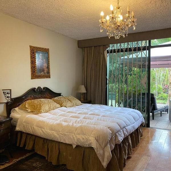 VENTA DE HERMOSA CASA CON JARDINES EN LA MOLINA — foto 12