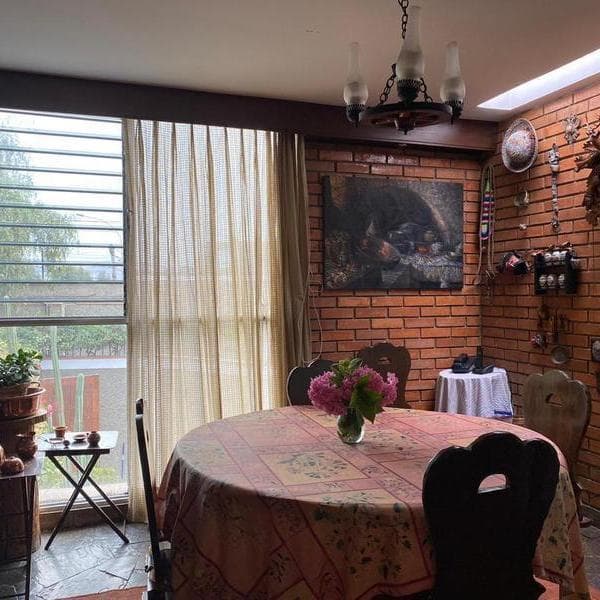 VENTA DE HERMOSA CASA CON JARDINES EN LA MOLINA — foto 7