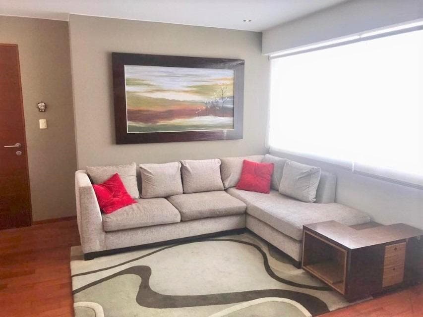 SAN ISIDRO LIMITE MAGDALENA CALLE PEGADA AL MALECÓN, ZONA TRANQUILA Y SEGURA DPTO 5TO PISO — foto 1