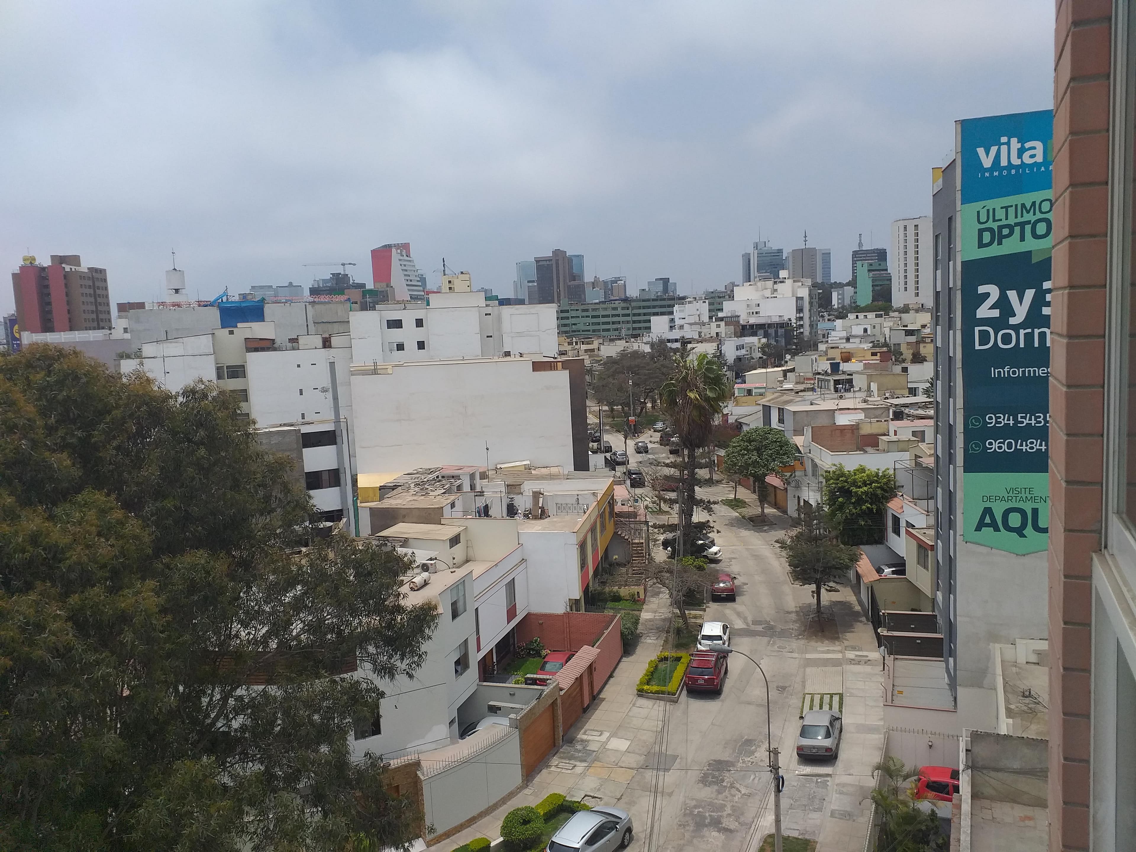 Moderno y funcional departamento amoblado límite San Isidro — foto 5