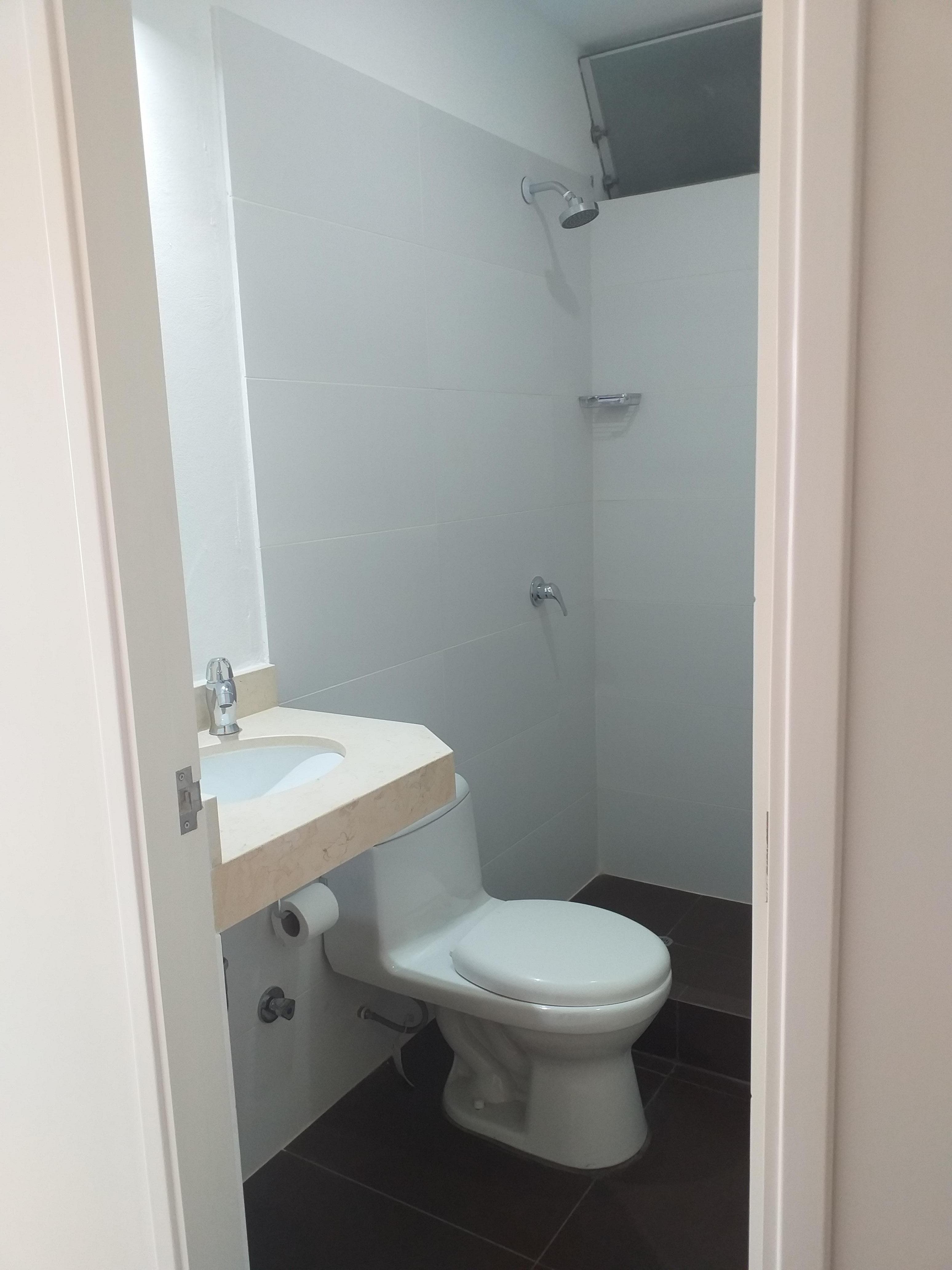 Moderno y funcional departamento amoblado límite San Isidro — foto 4