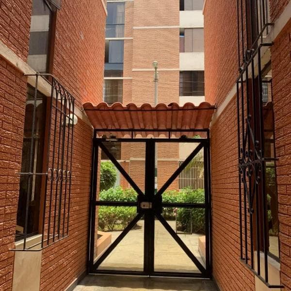 OCASION DE VENTA DEPARTAMENTO EN LA CRUCETA II ETAPA - SURCO — foto 2