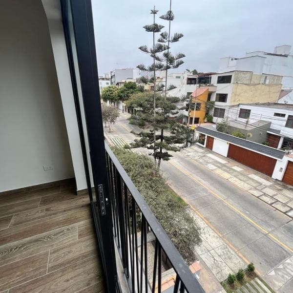 OCASION VENDO DEPARTAMENTO DE ESTRENO SURCO LIMITE CON MIRAFLORES — foto 13