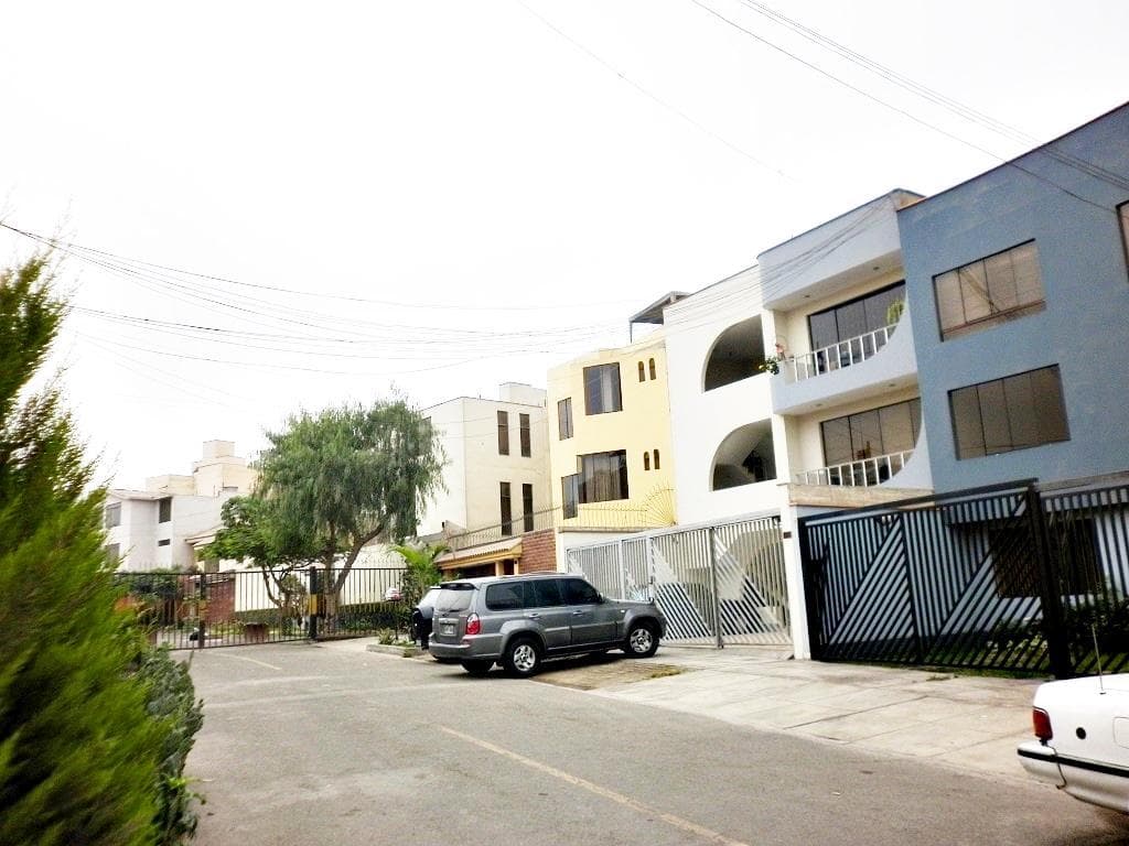 VENTA casa con mini-departamentos cerca a universidades — foto 4