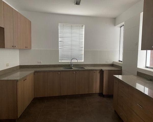CASA EN CONDOMINIO EN LA ENTRADA DE LA PLANICIE, LA MOLINA — foto 4