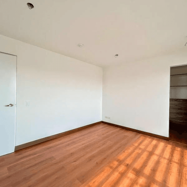 OPORTUNIDAD DE VENTA DE CASA EN LA MOLINA VIEJA