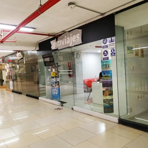 OPORTUNIDAD: EN VENTA  TIENDA EN EL CENTRO COMERCIAL DE CHACARILLA!! — foto 14