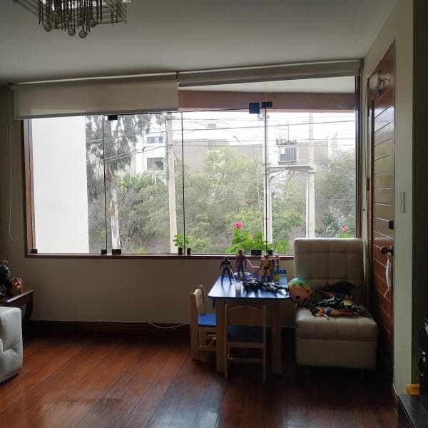 VENDO AMPLIO DEPARTAMENTO EN lAS lOMAS DE LA MOLINA — foto 1