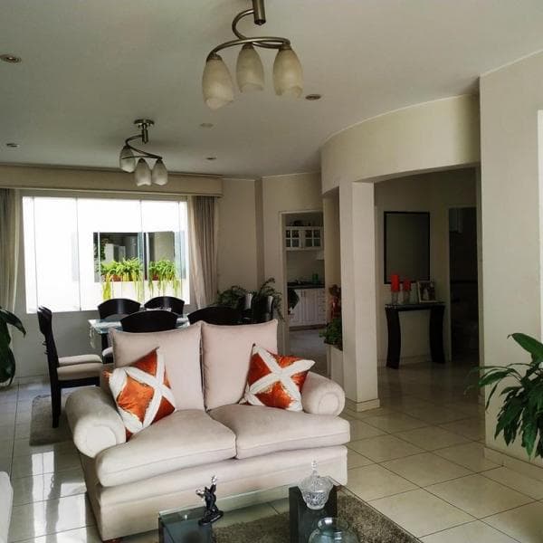 REBAJADO!!!EN VENTA PRECIOSO DEPARTAMENTO EN EL REMANSO DE LA MOLINA — foto 1