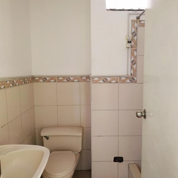 SE VENDE LINDO DUPLEX CON AIRES  EN LOMAS DE LA MOLINA — foto 12
