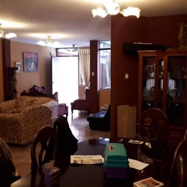 VENDO MI PEQUEÑA Y LINDA CASA EN LA MOLINA- NEGOCIABLE — foto 5