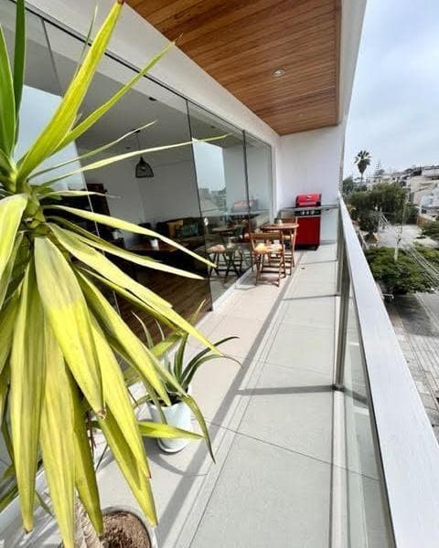 VENTA DEPARTAMENTO MODERNO EN SANTIAGO DE SURCO — foto 4