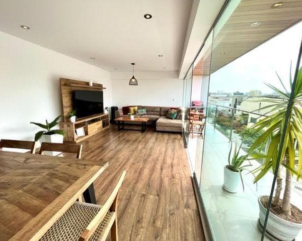 VENTA DEPARTAMENTO MODERNO EN SANTIAGO DE SURCO — foto 3