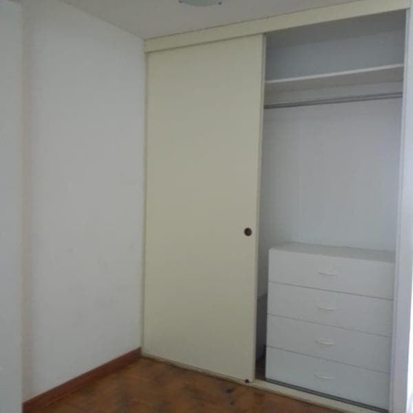 VENDO DPTO EN OPORTUNIDAD MIRAFLORES — foto 2
