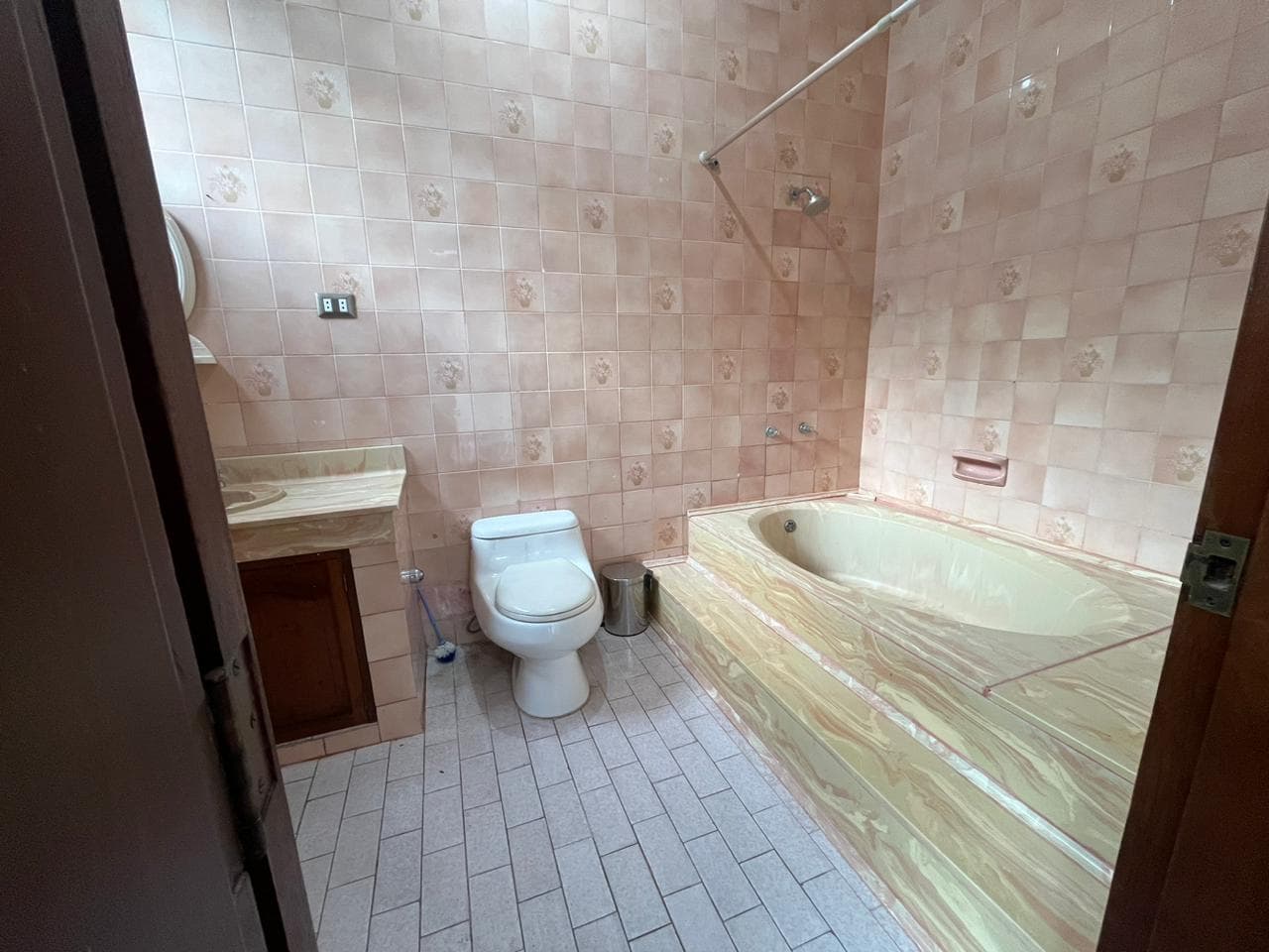 SE VENDE CASA EN LA RINCONADA DEL LAGO EN LA MOLINA CON PISCINA — foto 18