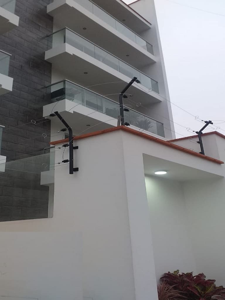 DUPLEX DE ESTRENO EN LA URB. CHAMA, SURCO — foto 1