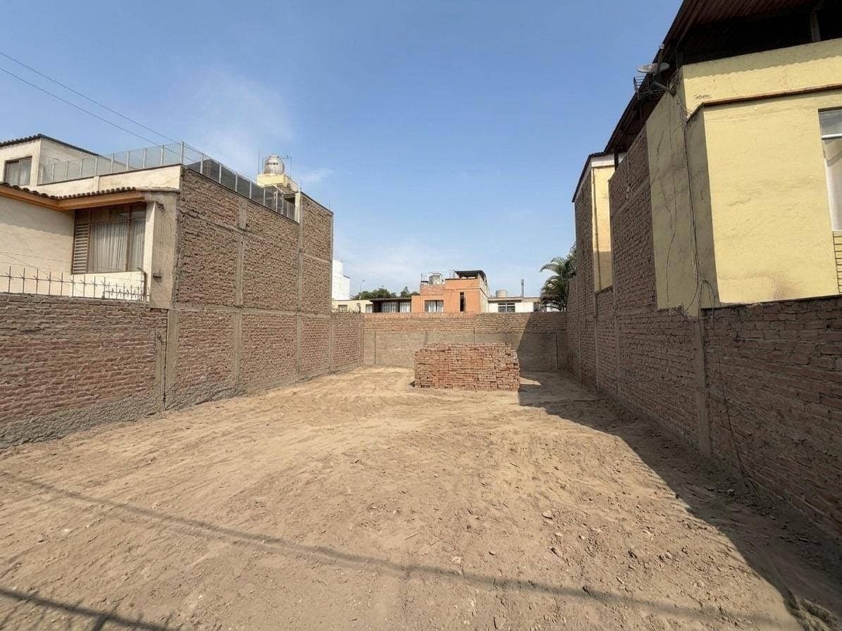 VENTA DE TERRENO EN SANTIAGO DE SURCO – GRAN OPORTUNIDAD DE INVERSIÓN — foto 3
